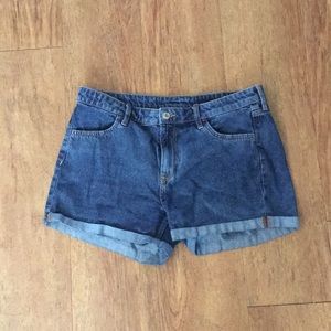 H&M Regular Waist Denim Shorts